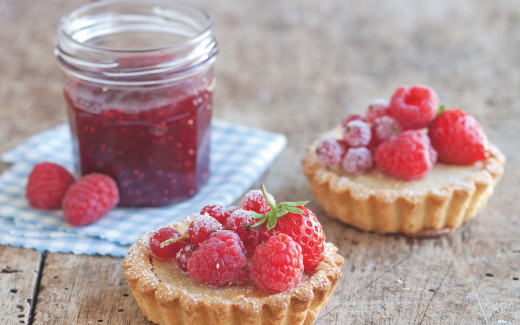 Raspberry Frangipane Tarts