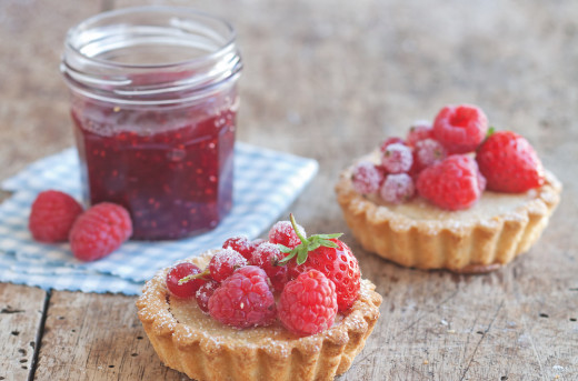 Raspberry Frangipane Tarts