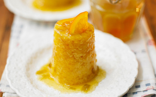 Sticky Rhubarb and Syrup Puddings