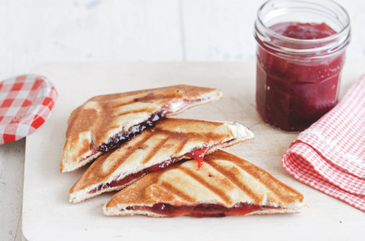 Croque-Monsieur with Strawberry Conserve, Marshmallows and Chocolate
