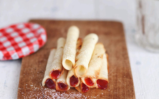 Russian 'Cigarettes' With Raspberry Conserve