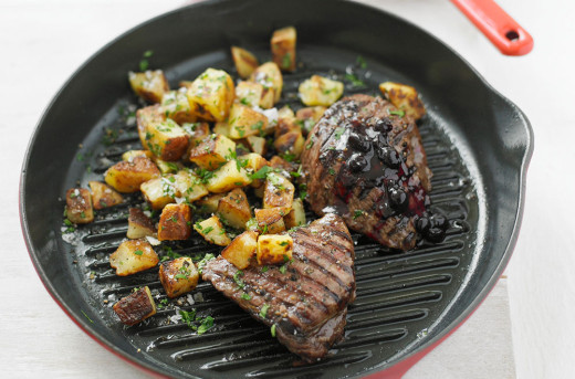 Venison Steaks with Blackcurrant Sauce