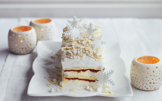 Salted Caramel Christmas Meringue