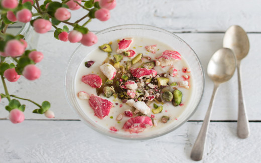 Rhubarb and pistachio Eton Mess sundae