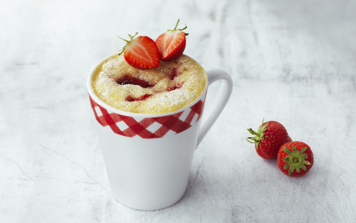 Strawberry Blondie - Microwave Mug Cake