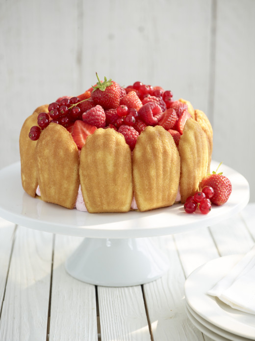 Very Berry Showstopper Cake