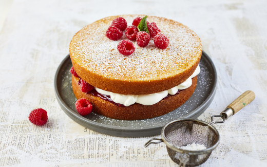 Classic Victoria Sponge