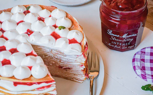 Crêpe Cake with Strawberry Intense and Chantilly Cream