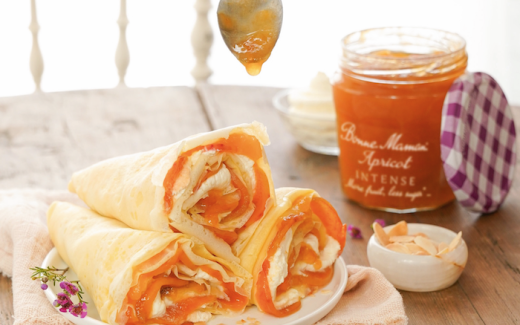Crêpe Cones with Apricot Intense